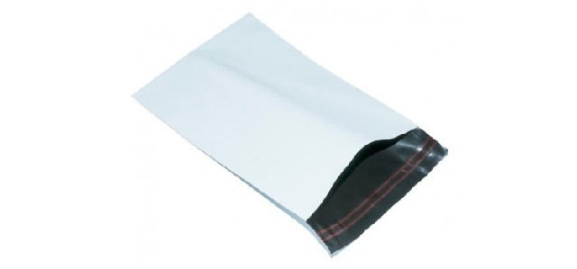 Bílá samolepící plastová obálka 32x45cm 70my